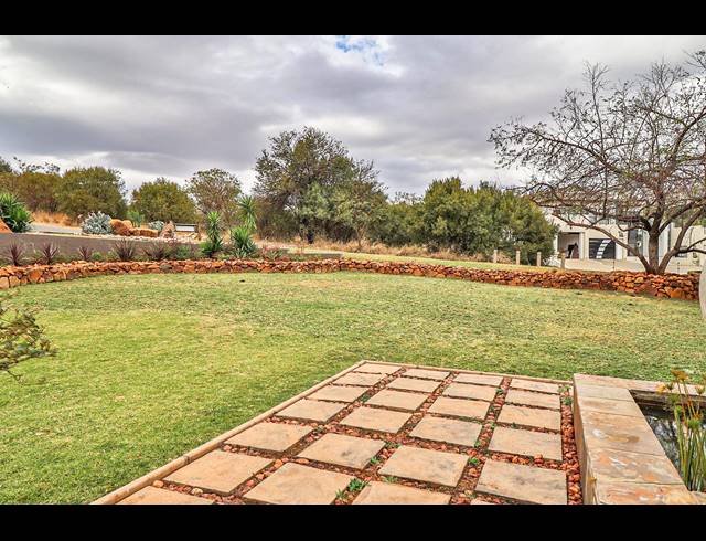 5 BEDROOM FREEHOLD FOR SALE IN SABLE HILLS